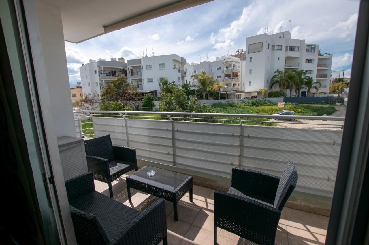 Glabur Stays - The Executive 2 Bdr - Nicosia City, Free Parking & Wifi, Welcomes You!!! Exteriör bild
